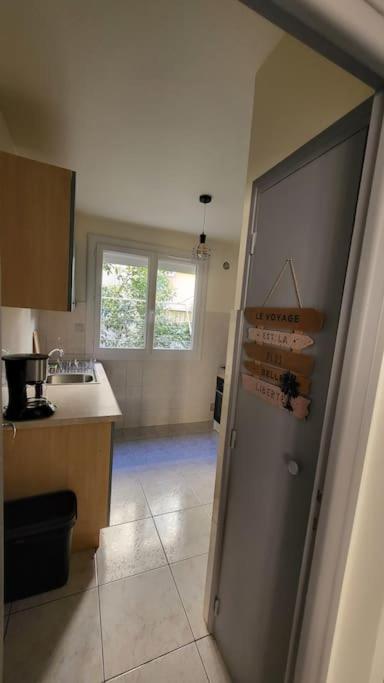 Appartement Chaleureux, Proche De La Gare Perpignan Exteriér fotografie